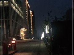 -大学城夜市