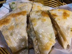 现烙酥脆葱油饼-友乐居羊蝎子(西直门店)