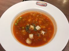 番茄牛肉蔬菜汤-拉亚汉堡经典餐厅(商城路店)