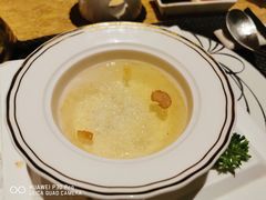 -雍和会海鲜姿造自助(湖东路店)