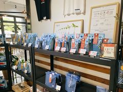 面包甜点陈列柜-Torch Coffee 炬点咖啡