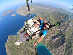 -费特希耶滑翔伞