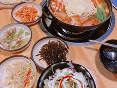-源味屋韩式火锅&炸鸡(鼎城当代商城店)