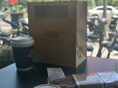 -红宝石·鲜奶小方(长阳店)