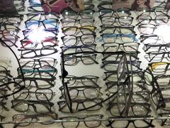 -罗创丹阳眼镜(童卫路店)