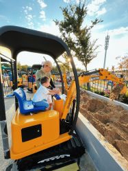 -季高兔窝窝亲子园(上海薰衣草公园店)