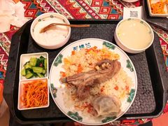 -大食代美食广场(上海中心店)