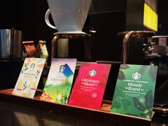 -星巴克(杭州湖滨银泰E区店)