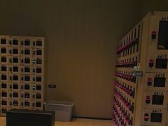 -涨巢·潮玩水疗局