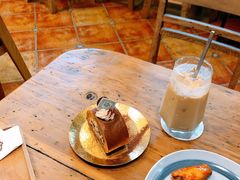 -西关84·History·Art·Cafe