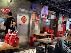 -肥汁米蘭香港米线(定西路店)