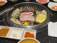 -木槿花韩式炭烤·熟成肉工坊(孙文东路店)