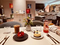 -潮一不贰·法式甜品·生日蛋糕·西式简餐(外滩店)