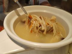 -赶海部落海鲜城(海阳路店)