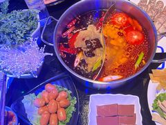 -唯爱KTV聚会餐厅(仙林东城汇店)
