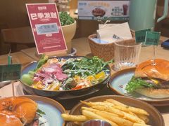 -龙治汉堡(中华城店)