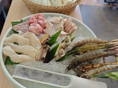 -樾餐厅泰式海鲜火锅(民歌湖店)