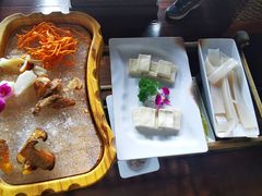 -滇釜火锅·能喝汤的火锅(车公庄店)