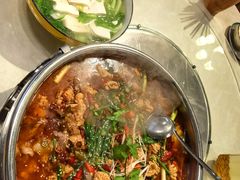 -牟记江湖特色重庆菜鱼蛋小龙虾黄鳝鸡腰(巴南区鱼洞鲁能店)