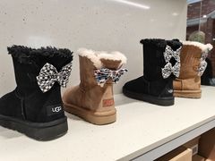 -UGG(燕莎奥特莱斯购物中心店)