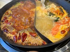 -冯校长老火锅(中联广场店)