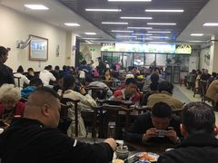 大堂-崇德楼水盆牛羊肉泡馍馆(文艺路店)