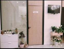 -倩极·精研痘敏肌管理