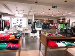 -文艺复兴百货(米兰大教堂广场店)