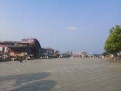 -东港音乐喷泉广场