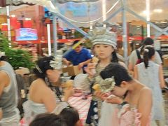 -刘姐啤酒鱼民族演艺餐厅(西街总店)