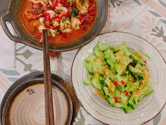 辣卤牛蛙-十面欢腾·海鲜面·台式Bistro(长乐路店)