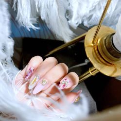 -雪儿·YuKi美甲美睫皮肤管理Salon