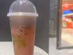 -喜茶(北京华贸购物中心店)