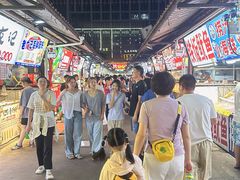 -大学城夜市