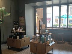 -星巴克(长沙友阿奥特莱斯店)