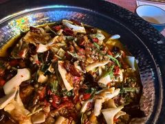 -老滇山寨•云南特色菜•地方菜•民族风情歌舞表演(金碧店)