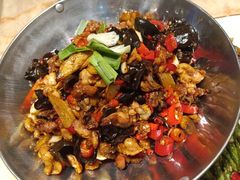 -钟掌勺忘不了地道湘菜(新天地假日广场店)
