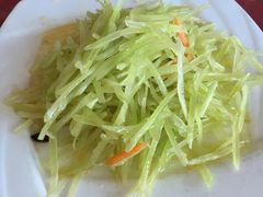 -溢心园香河肉饼总店