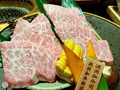 -山川小町·极番烧肉(新地假日广场店)