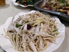 -胶东海鲜大排档(北太平庄店)