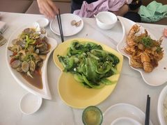 -覃记海鲜美食餐厅