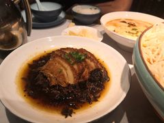 梅菜扣肉-永兴外婆桥(城中万达店)