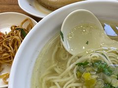 -萍姨抻面馆·鸡架冒菜(清湖店)