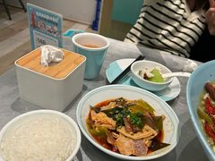 -姚姚酸菜鱼·金戈戈香港豉油鸡(喜荟城联名店)