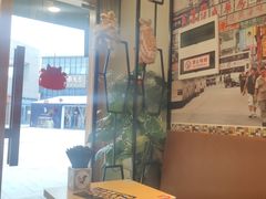 -彩虹站·香港烧腊茶餐厅