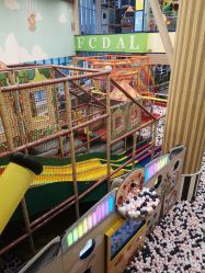 -meland亲子乐园·派对·研学(淄博万象汇店)