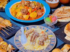 -伊带伊路新疆美食府(呼家楼店)