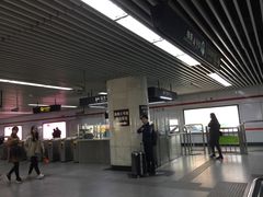 -上海体育馆(地铁站)