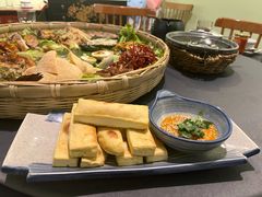 烤石屏豆腐-紫滇源云南生态菜(丹凤街店)