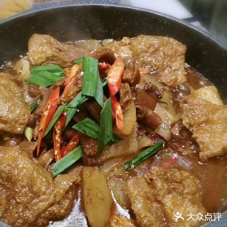 打卡好吃的牛杂煲